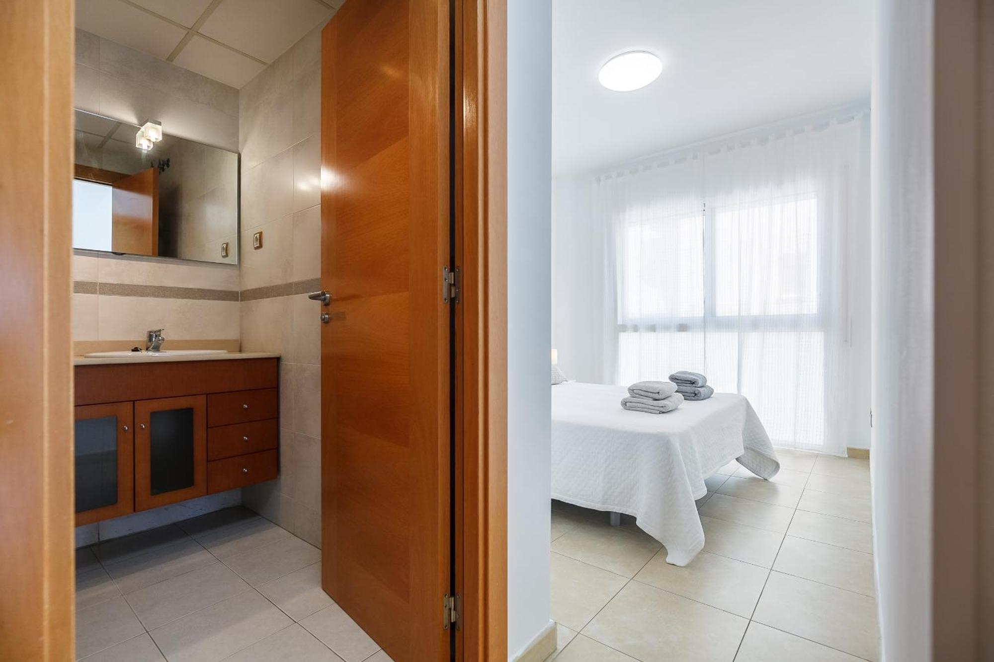 Uhc Els Pins Apartments Salou Exterior photo