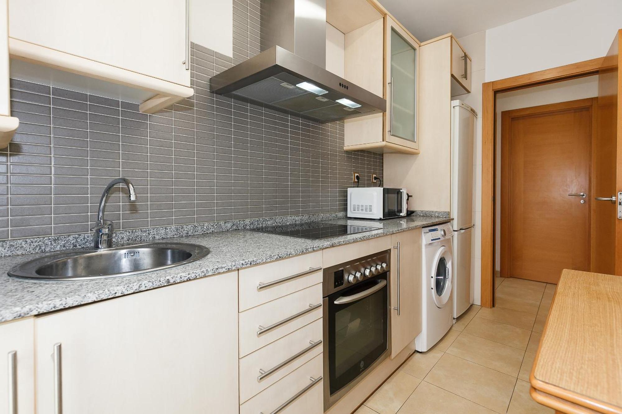 Uhc Els Pins Apartments Salou Exterior photo