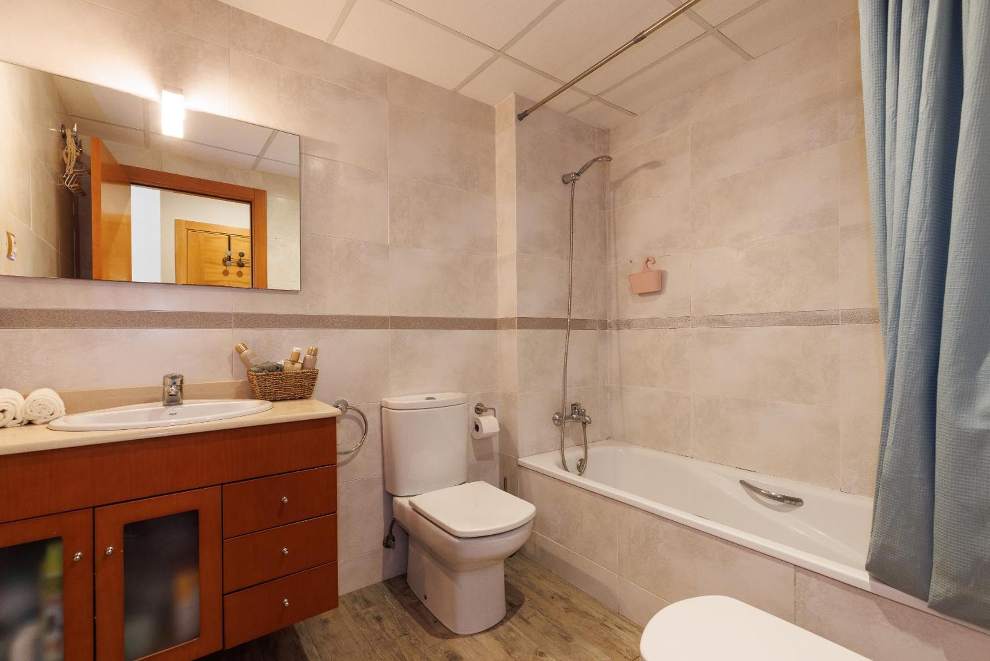 Uhc Els Pins Apartments Salou Exterior photo