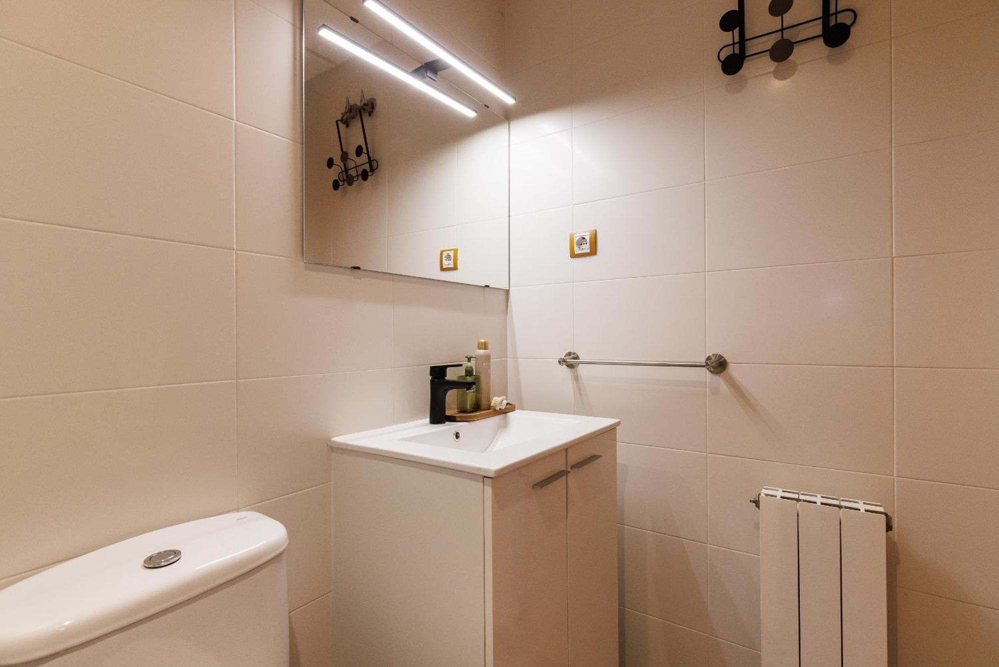 Uhc Els Pins Apartments Salou Room photo